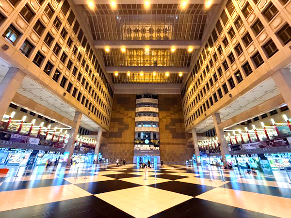 台北車站-大廳燈箱